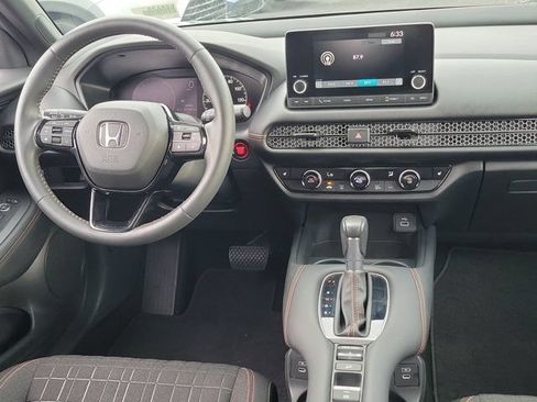 Certified 2024 Honda HR-V Sport image 3