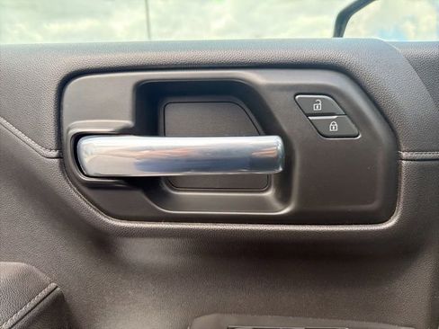 Used 2021 Chevrolet Silverado 1500 LT Trail Boss w/ Convenience Package II image 23