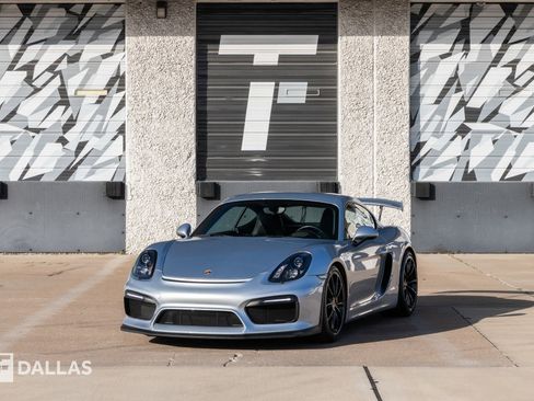 Used 2016 Porsche Cayman GT4 image 5