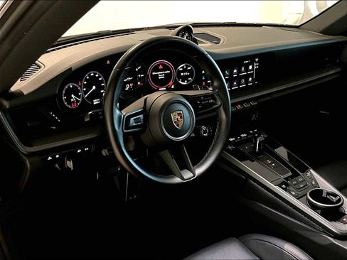 Used 2024 Porsche 911 Carrera 4 image 7