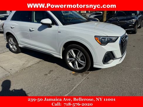 Used 2021 Audi Q3 2.0T Premium w/ Convenience Package AWD/4WD image 4