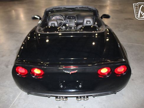 Used 2013 Chevrolet Corvette 427 w/ 1SB Preferred Equipment Group image 32