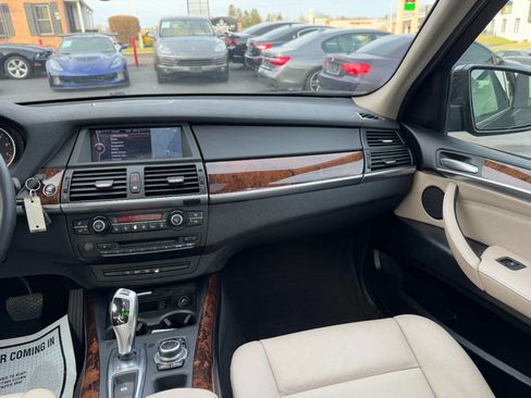 Used 2011 BMW X5 xDrive35i image 17