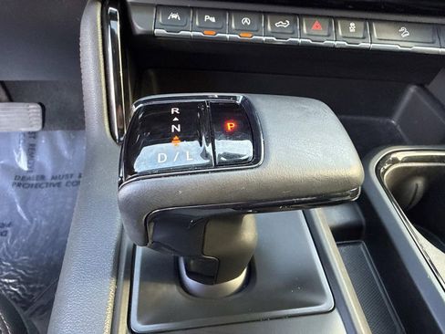 Used 2025 GMC Sierra 1500 AT4 w/ AT4 Premium Package image 40