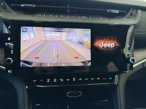 New 2026 Jeep Grand Cherokee L 4WD image 23