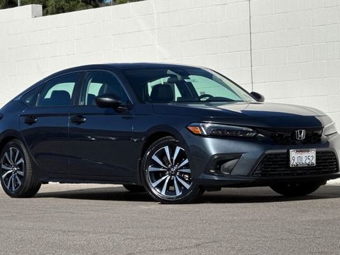 Certified 2023 Honda Civic EX-L image 2