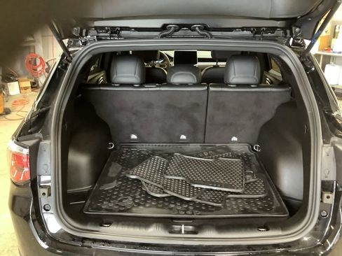 Used 2024 Jeep Compass Trailhawk w/ Trailhawk Convenience Group image 10