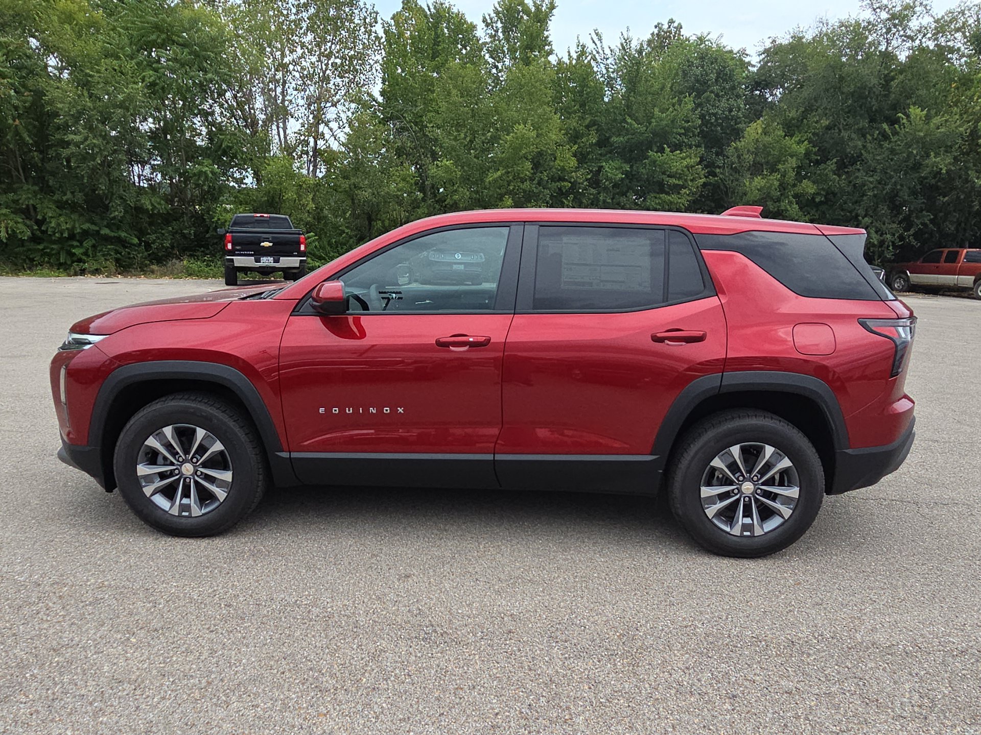 New 2027 Chevrolet Equinox LT w/ Convenience Package II AWD/4WD image 5