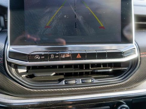 Used 2022 Jeep Compass Trailhawk image 26