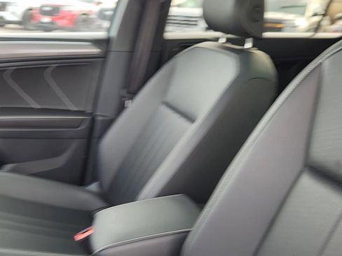 Used 2024 Volkswagen Tiguan SE R-Line image 22