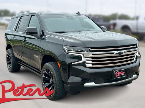 Used 2023 Chevrolet Tahoe High Country w/ Premium Package AWD/4WD image 1