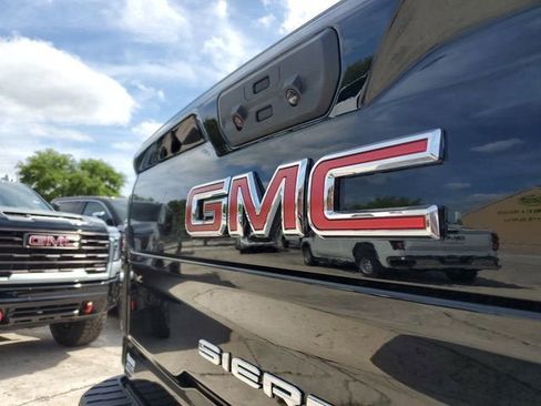 New 2026 GMC Sierra 2500 AT4 w/ AT4 Premium Plus Package AWD/4WD image 7