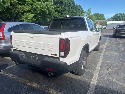 Used 2024 Honda Ridgeline TrailSport image 5