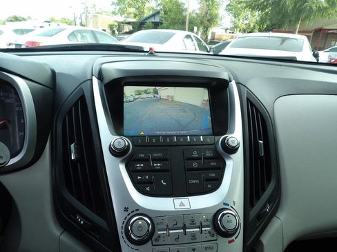 Used 2017 Chevrolet Equinox LT w/ Convenience Package image 7