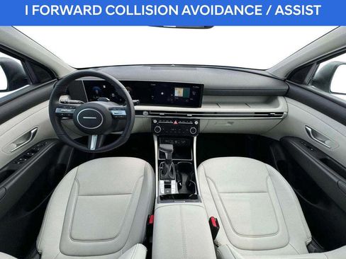 Used 2025 Hyundai Tucson SEL FWD image 17
