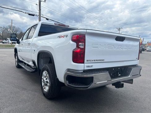 Used 2025 Chevrolet Silverado 2500 LT w/ Convenience Package image 5