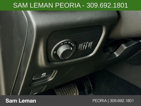 New 2025 Jeep Grand Cherokee Laredo w/ Luxury Tech Group I image 10