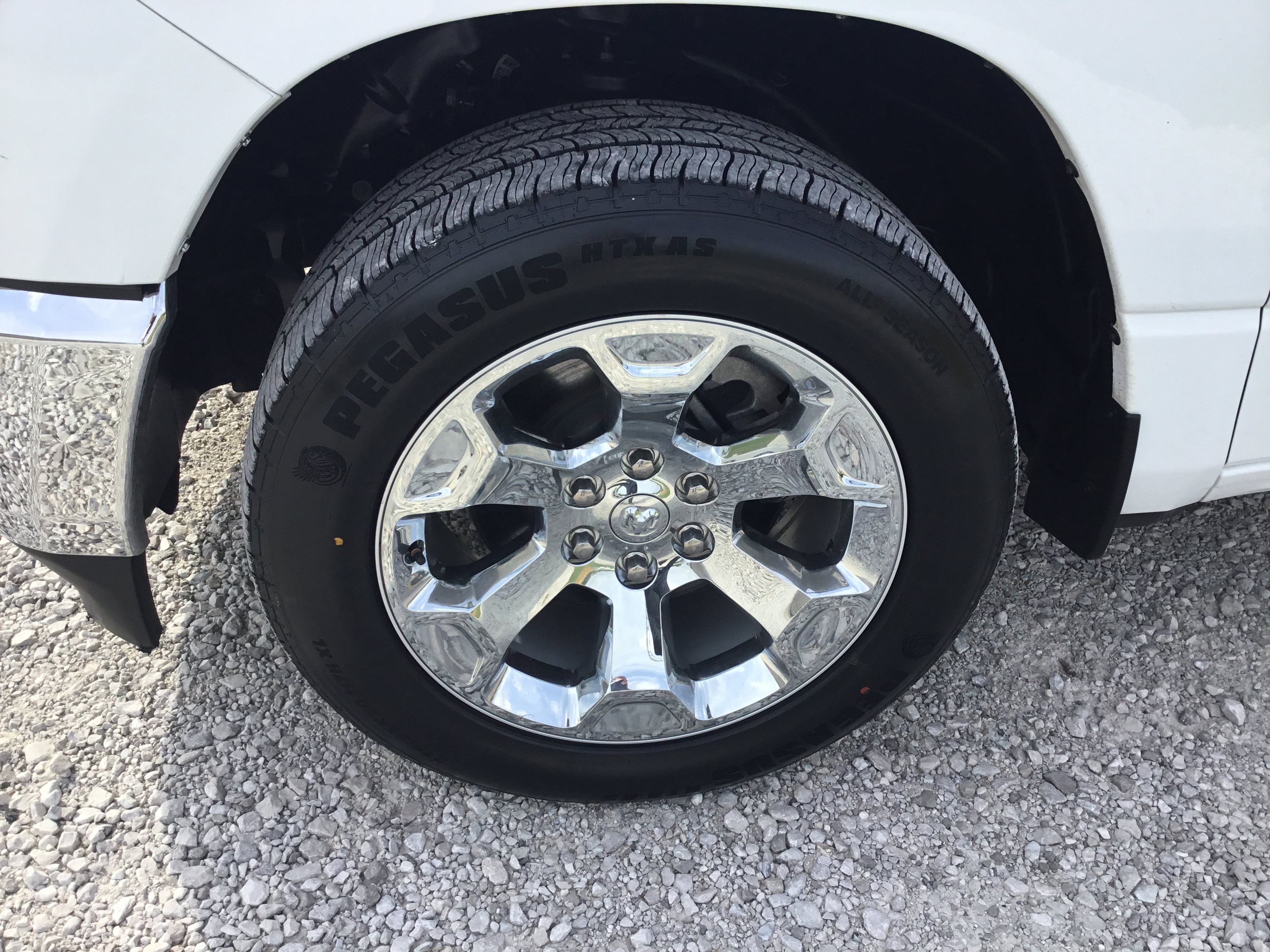 Used 2022 RAM 1500 Big Horn AWD/4WD image 9