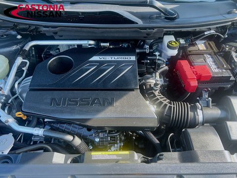 Used 2023 Nissan Rogue SV image 38