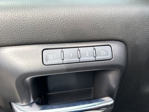 Used 2017 GMC Sierra 3500 Denali w/ Duramax Plus Package image 20