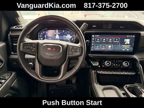 Used 2025 GMC Sierra 2500 AT4X image 16