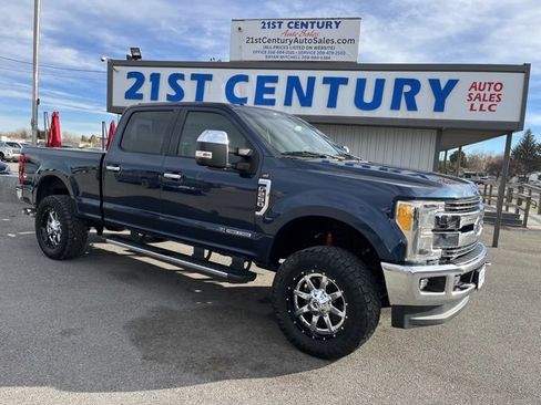 Used 2017 Ford F250 Lariat w/ Chrome Package image 1