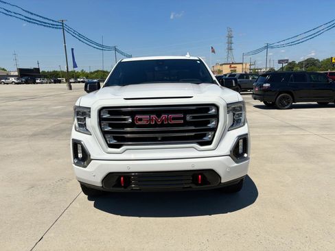 Used 2019 GMC Sierra 1500 AT4 w/ AT4 Premium Package AWD/4WD image 3