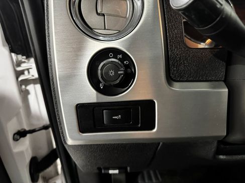 Used 2011 Ford F150 Platinum AWD/4WD image 40