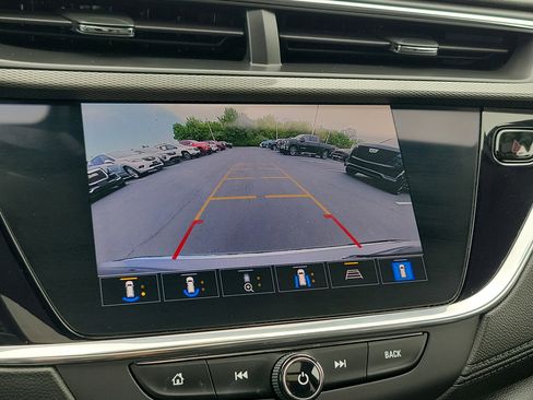 Used 2023 Buick Encore GX Essence w/ Advanced Technology Package FWD image 26