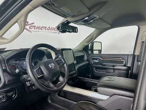 Used 2024 RAM 3500 Laramie image 29