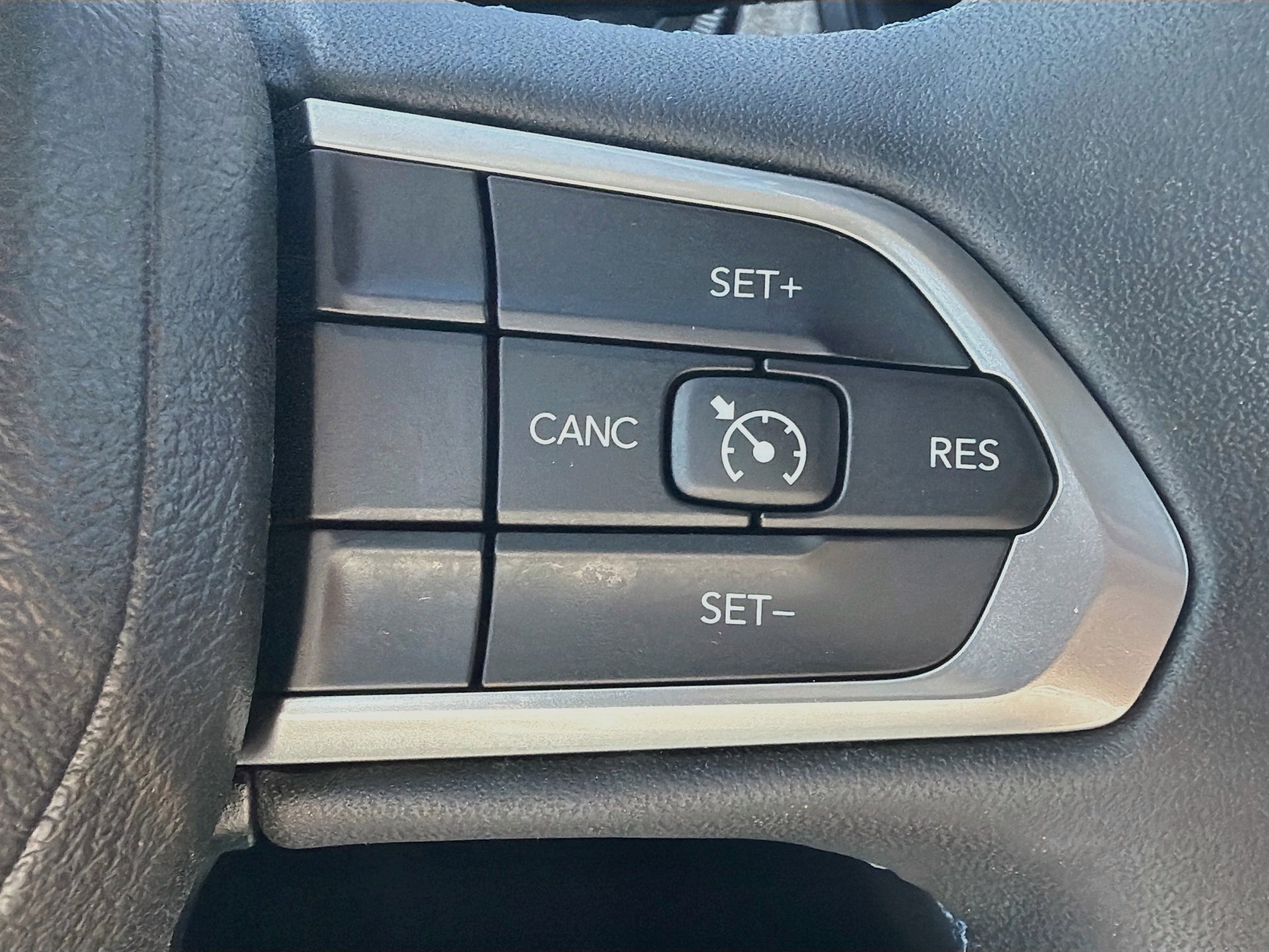 Used 2022 Jeep Compass Latitude AWD/4WD image 34
