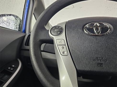 Used 2010 Toyota Prius Three image 34