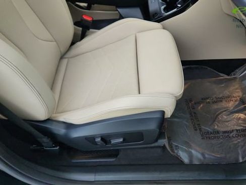 Used 2025 BMW X1 xDrive28i AWD/4WD image 24