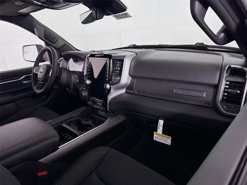 New 2026 RAM 1500 Big Horn AWD/4WD image 21