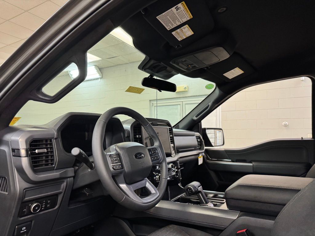 Used 2026 Ford F150 XLT w/ Tow/Haul Package AWD/4WD image 15