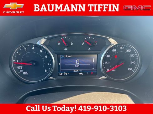 Used 2023 GMC Terrain SLE w/ Driver Convenience Package FWD image 9