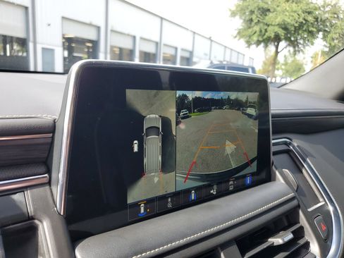 Used 2022 GMC Yukon SLT w/ SLT Premium Package image 90