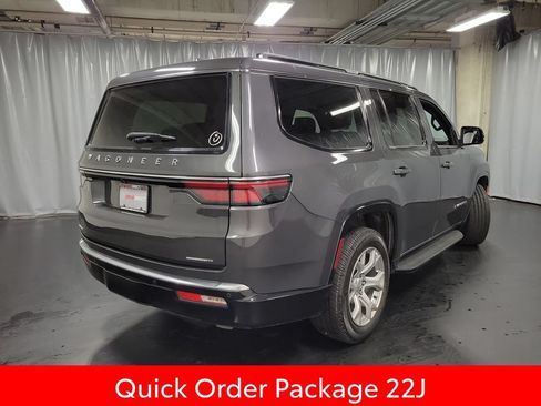 Used 2022 Jeep Wagoneer Series II AWD/4WD image 8