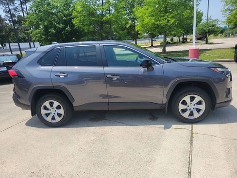 Certified 2023 Toyota RAV4 LE FWD image 9