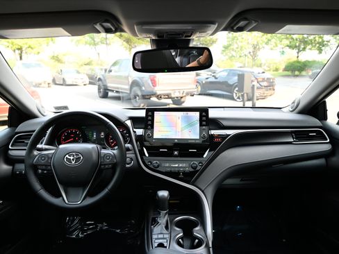 Used 2023 Toyota Camry XSE w/ Navigation Package FWD image 41