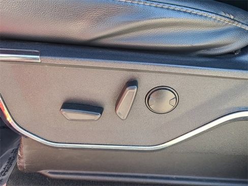 Used 2023 Ford F250 Lariat w/ Sport Appearance Package image 19