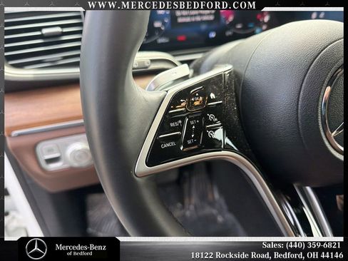 Used 2024 Mercedes-Benz GLE 350 4MATIC image 13
