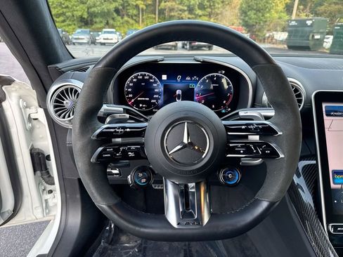 Used 2022 Mercedes-Benz SL 63 AMG 4MATIC image 16