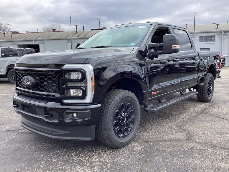 New 2026 Ford F250 Lariat w/ Black Appearance Package AWD/4WD image 5