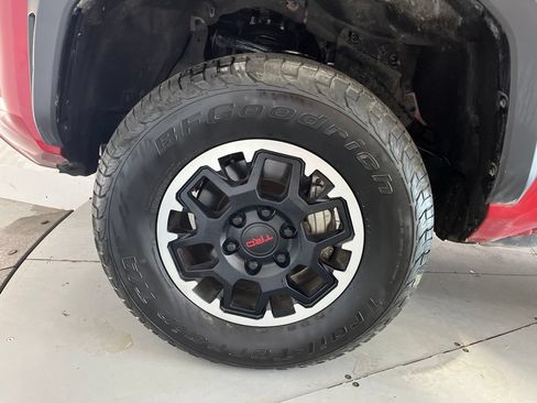 Used 2024 Toyota Tacoma TRD Off-Road AWD/4WD image 13