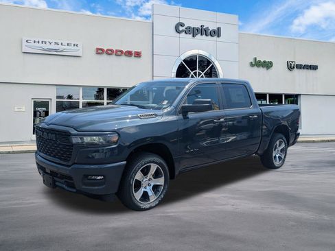 New 2026 RAM 1500 Express AWD/4WD image 7