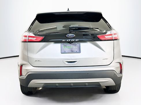 Used 2024 Ford Edge SEL image 7