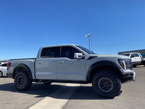 Used 2024 Ford F150 Raptor AWD/4WD image 24
