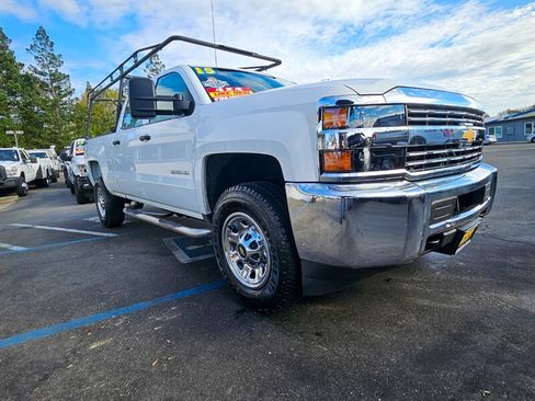 Used 2015 Chevrolet Silverado 3500 W/T image 9
