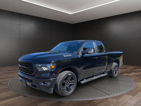 Used 2022 RAM 1500 Big Horn w/ Night Edition AWD/4WD image 4